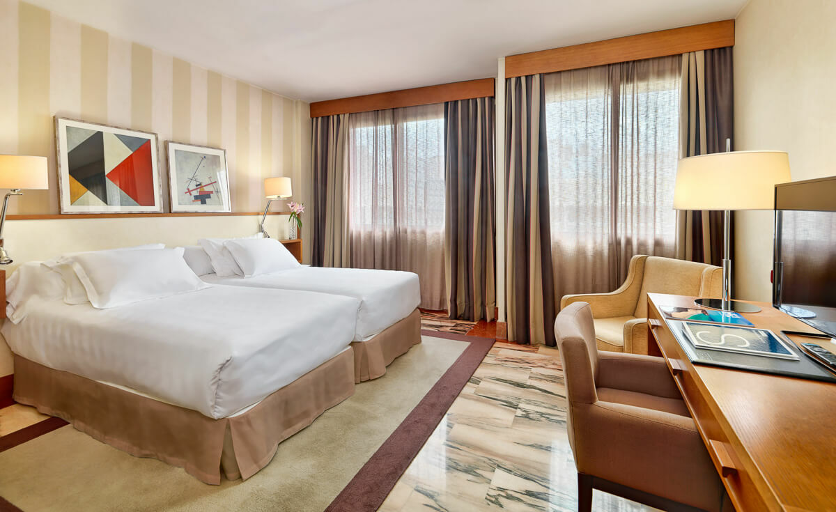 Hotel H10 Tribeca Madrid Exterior foto